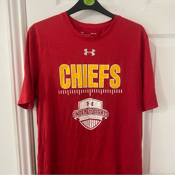 Under armour red vintage loose chiefs T-shirt size small - Picture 2 of 2